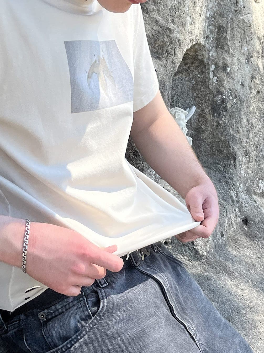 T-SHIRT dead photo 3